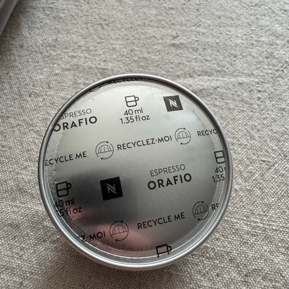 Nespresso Vertuo- Orafio and Sunny Almond Vanilla - Picture 9 of 10